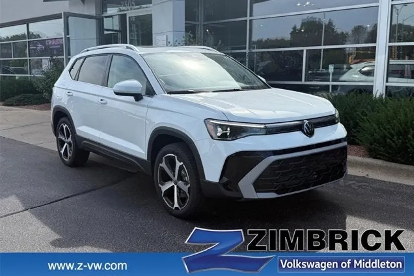 2025 Volkswagen Taos SEL photo 1
