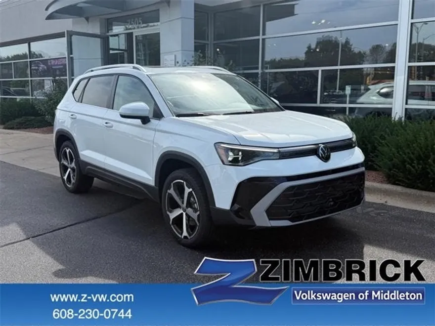 2025 Volkswagen Taos SEL photo 1