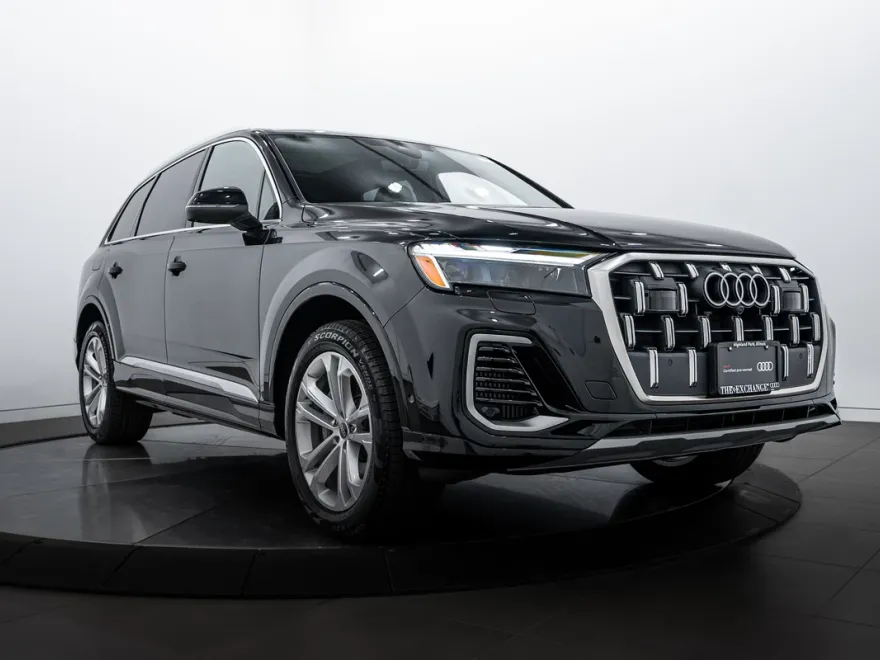 2025 Audi Q7 Premium Plus photo 1