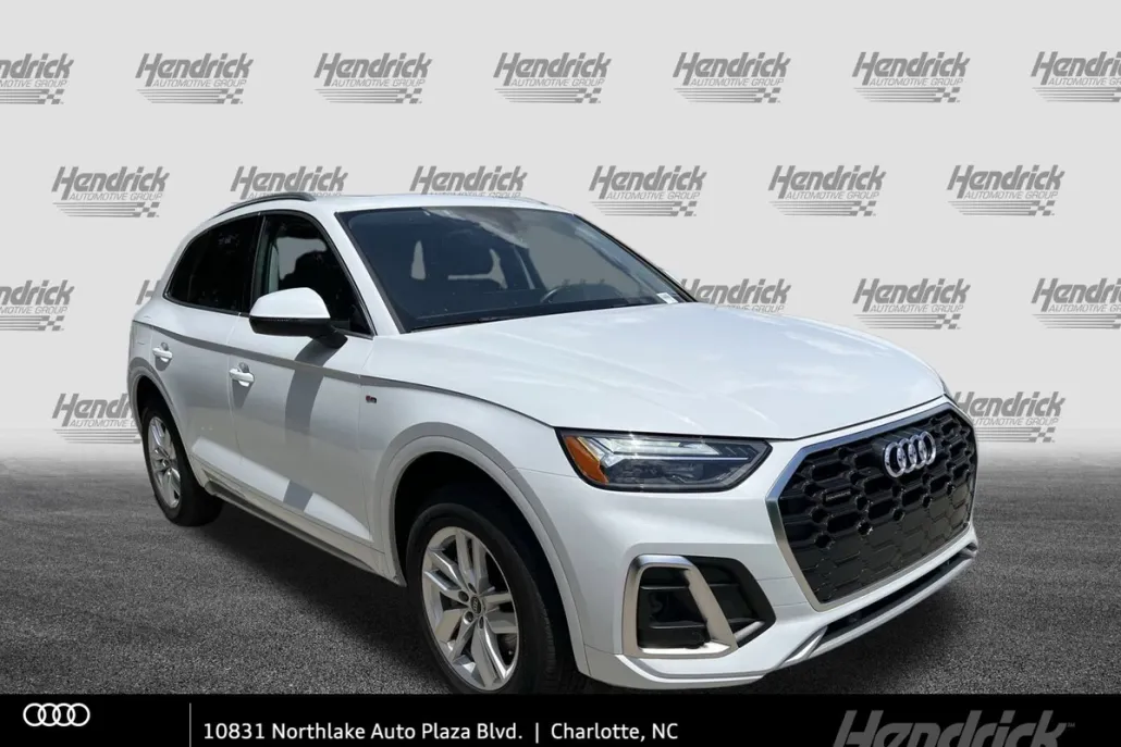 2024 Audi Q5 S line Premium photo 1