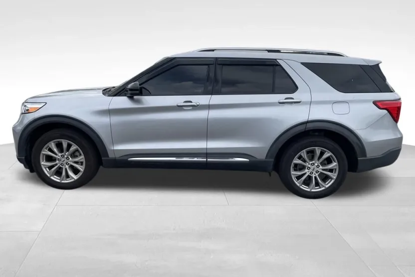 2021 Ford Explorer Limited photo 1