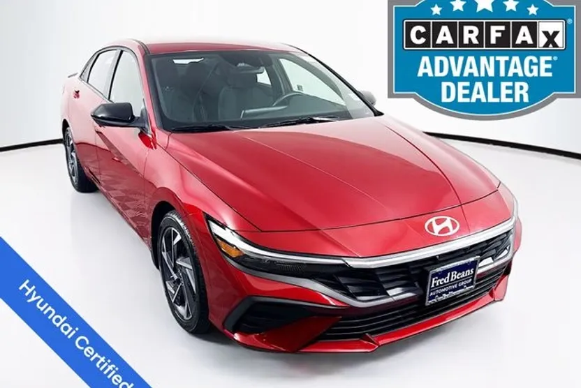 2025 Hyundai Elantra SEL Sport photo 1