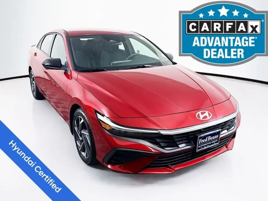 2025 Hyundai Elantra SEL Sport photo 1