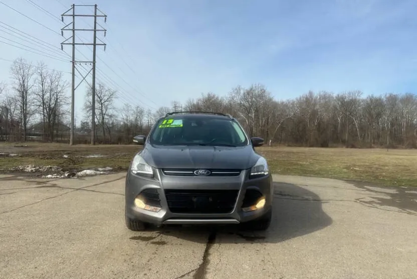 2013 Ford Escape Titanium photo 1