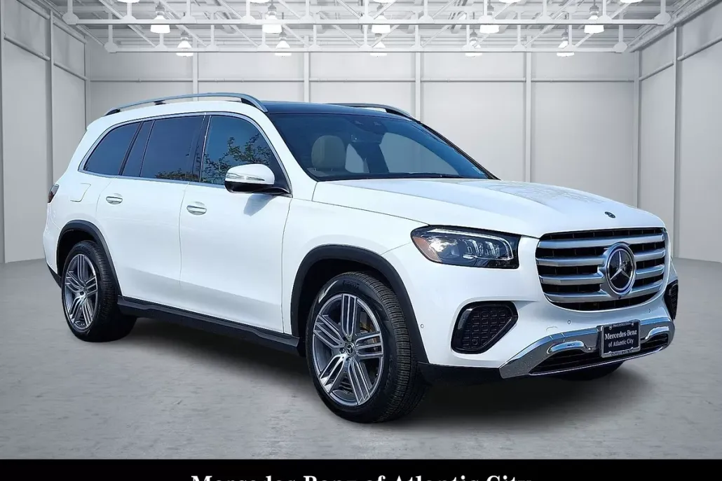 2024 Mercedes Benz GLS 450 photo 1