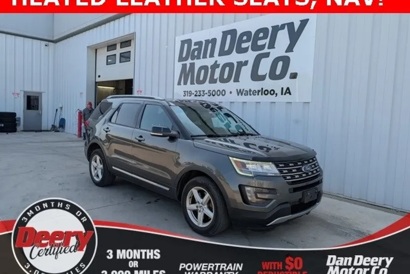 2016 Ford Explorer XLT photo 1