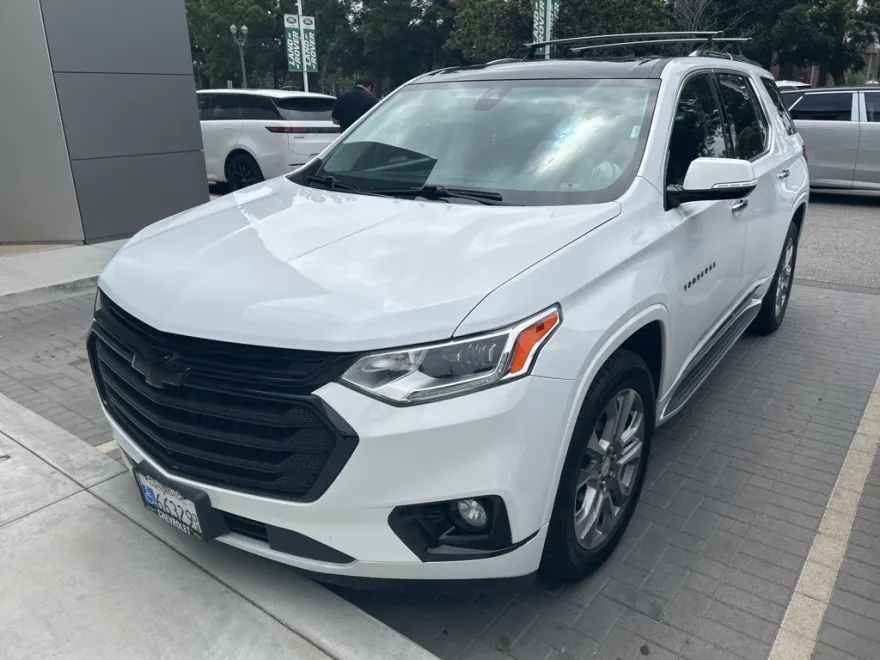 2019 Chevrolet Traverse Premier photo 1