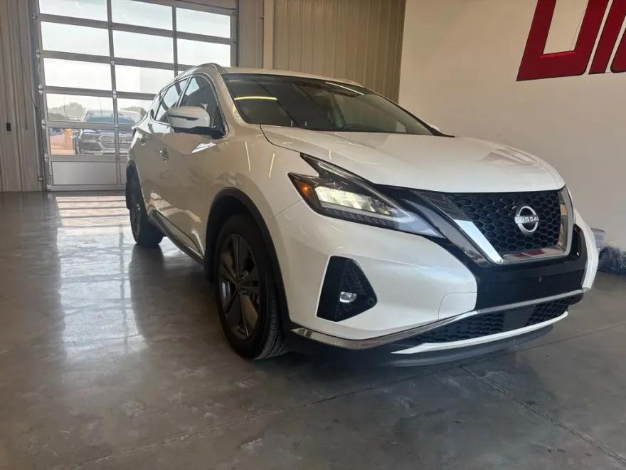 2024 Nissan Murano Platinum photo 1