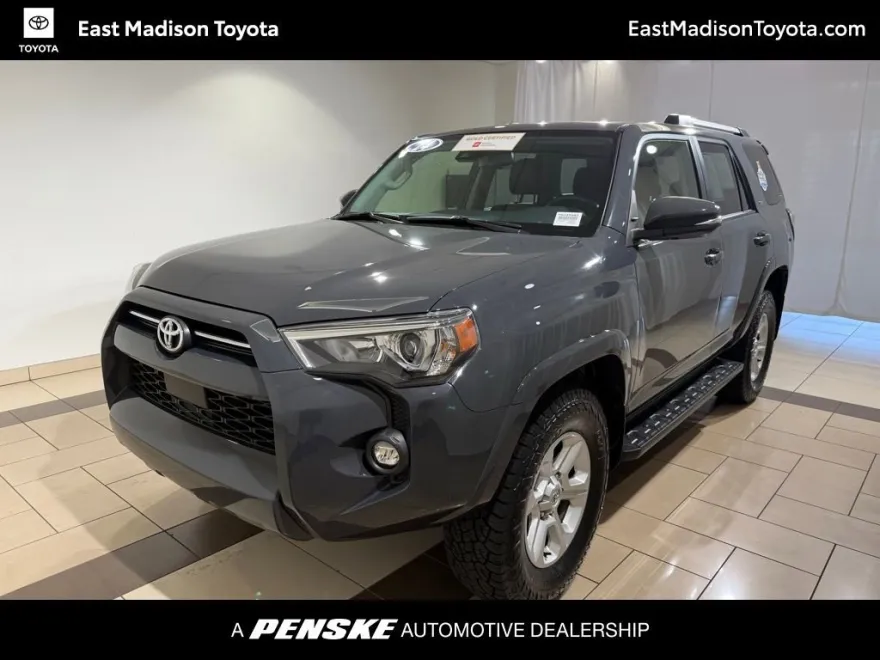 2024 Toyota 4Runner SR5 Premium photo 1