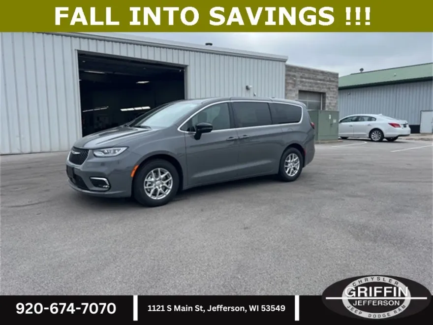 2025 Chrysler Pacifica photo 1