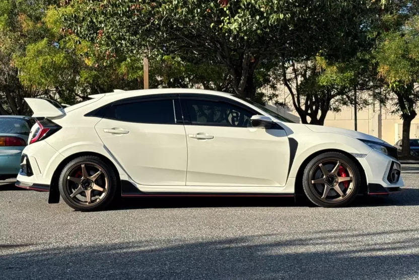 2021 Honda Civic Type R Touring photo 1