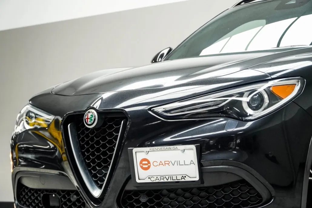 2022 Alfa Romeo Stelvio Ti photo 1