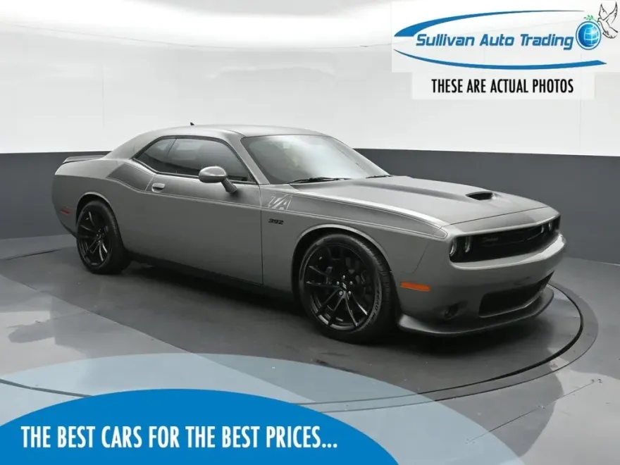 2023 Dodge Challenger R/T Scat Pack photo 1