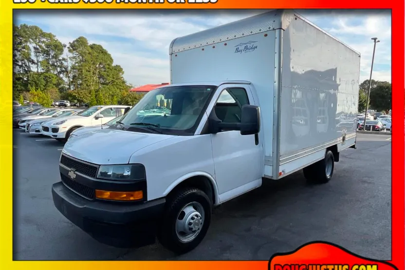 2019 Chevrolet Express 3500 Cutaway photo 1
