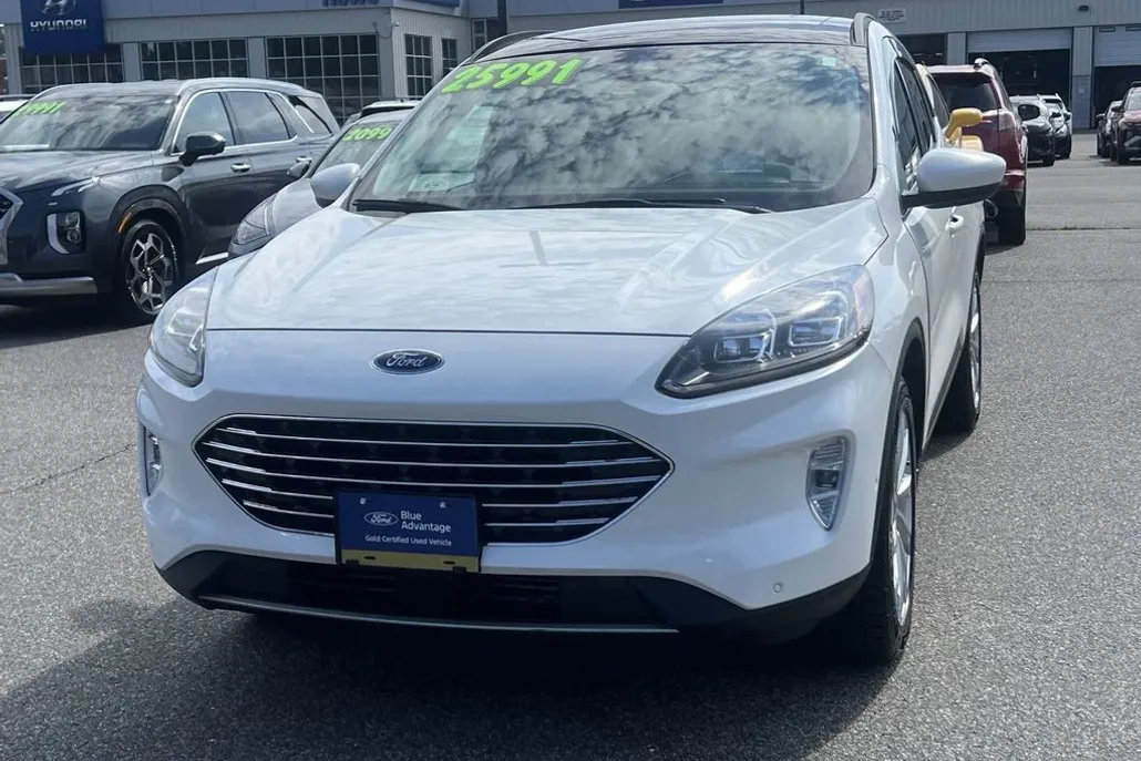 2021 Ford Escape Titanium Elite photo 1