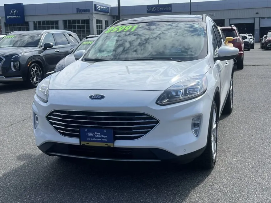 2021 Ford Escape Titanium Elite photo 1