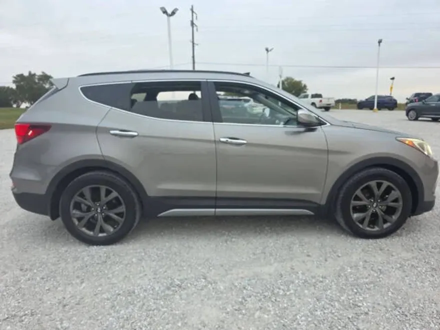 2017 Hyundai Santa Fe Sport 2.0T Ultimate photo 1