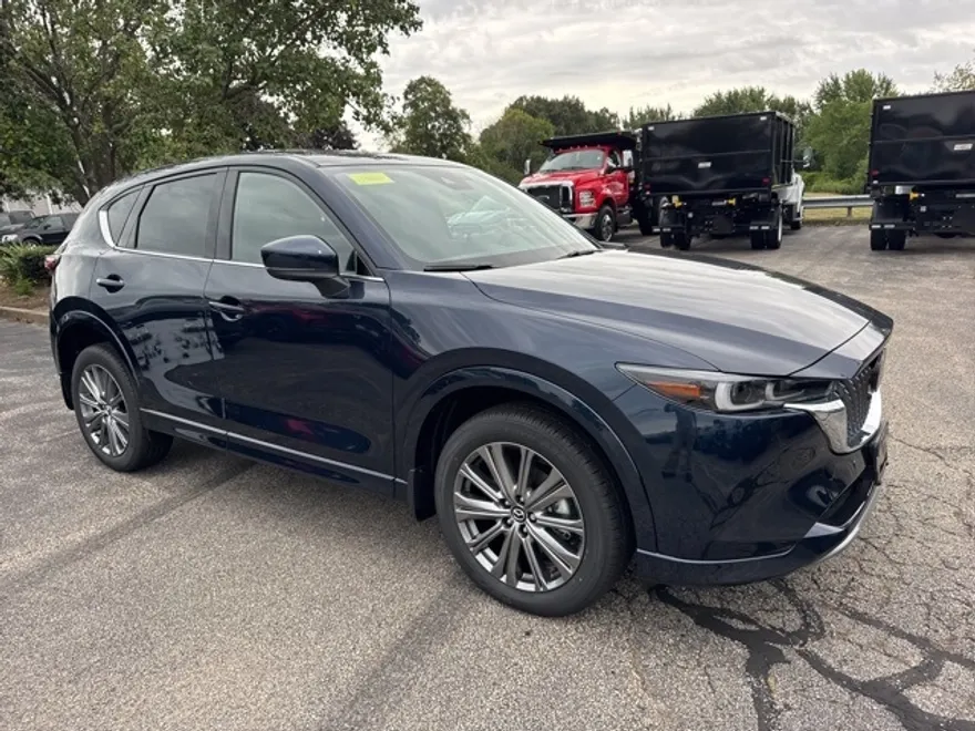 2025 Mazda CX-5 2.5 Turbo Signature photo 1