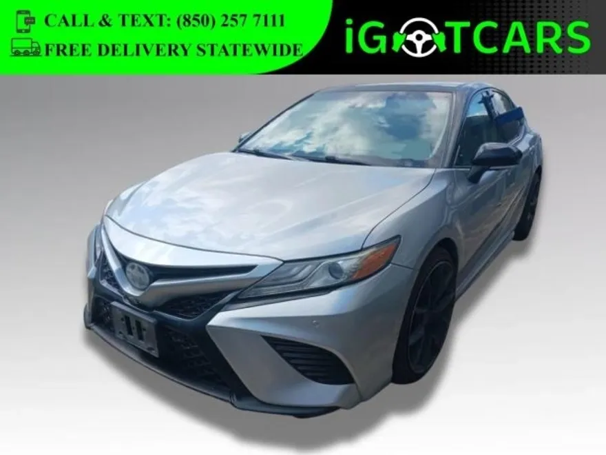 2018 Toyota Camry XSE photo 1