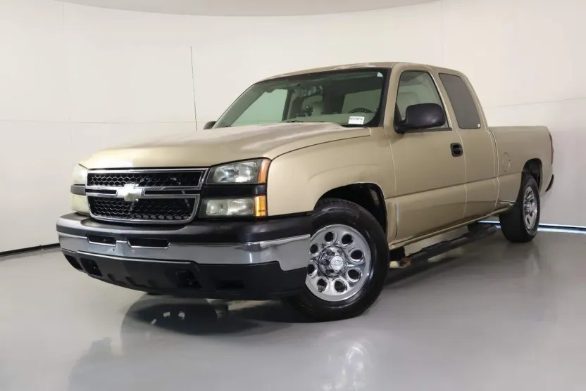 2007 Chevrolet Silverado 1500 LS photo 1