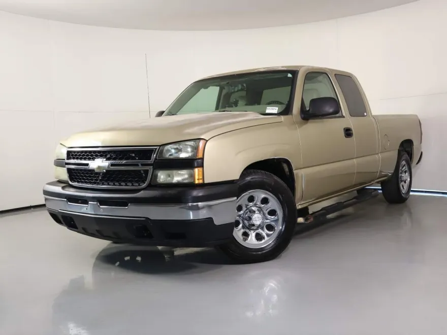 2007 Chevrolet Silverado 1500 LS photo 1