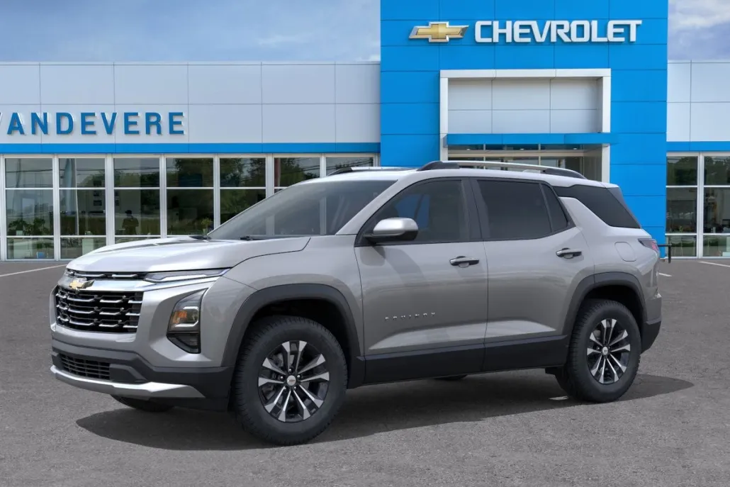 2026 Chevrolet Equinox LT photo 1
