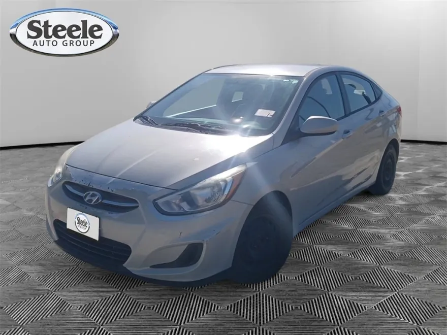 2016 Hyundai Accent SE photo 1