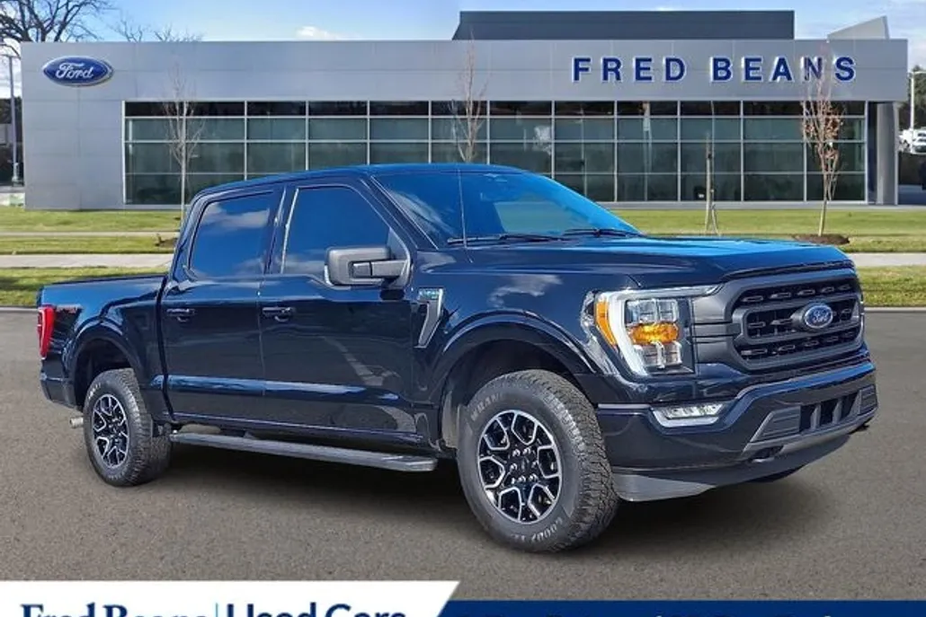 2023 Ford F-150 XLT photo 1