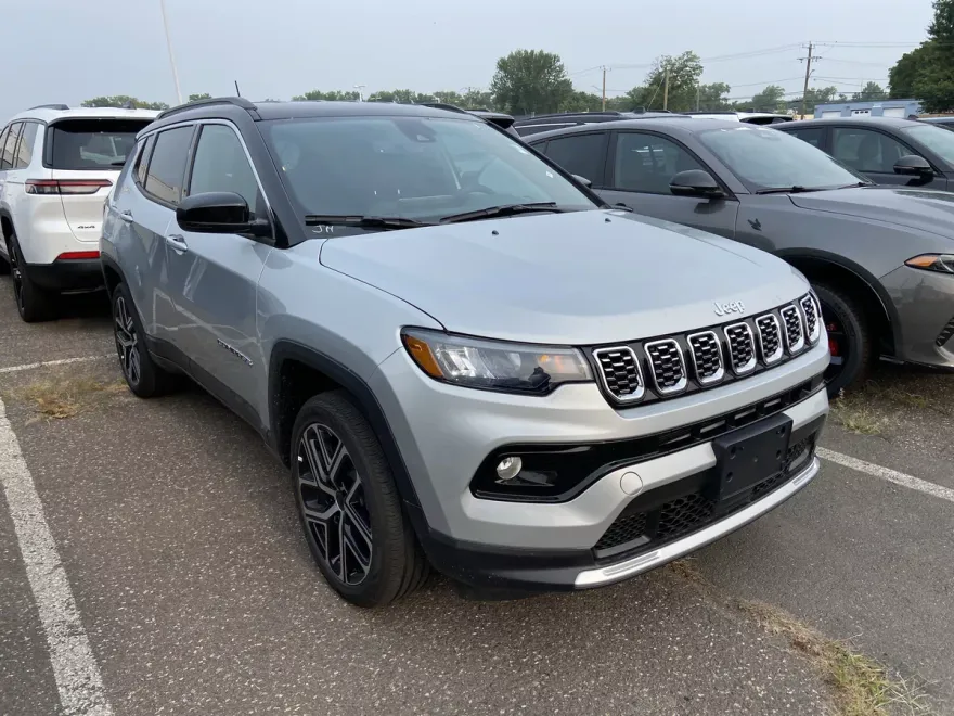 2025 Jeep Compass Limited photo 1