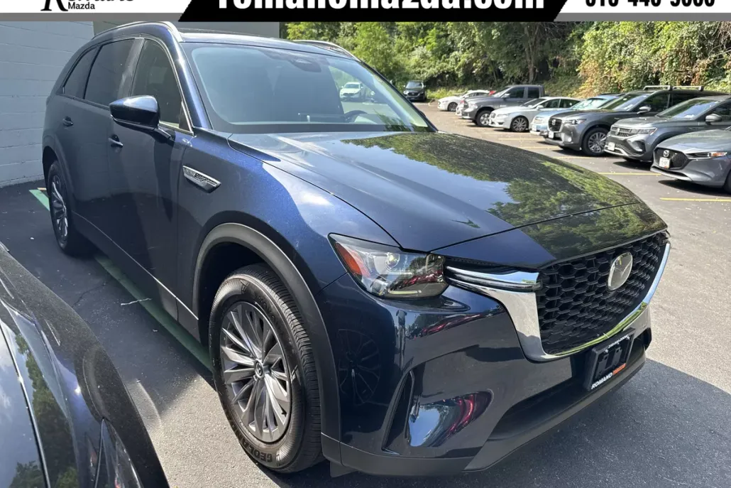 2025 Mazda CX-90 Select photo 1