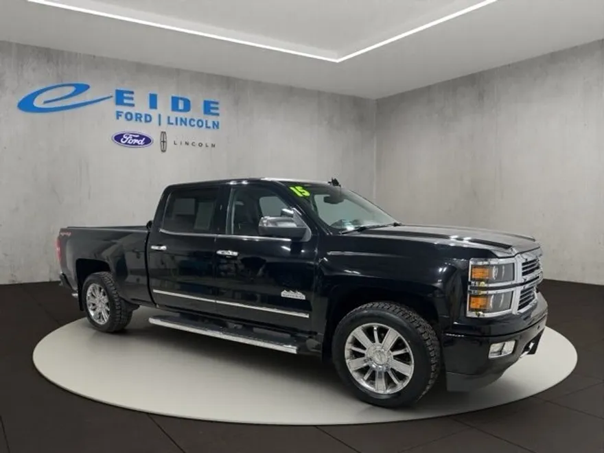 2015 Chevrolet Silverado 1500 High Country photo 1