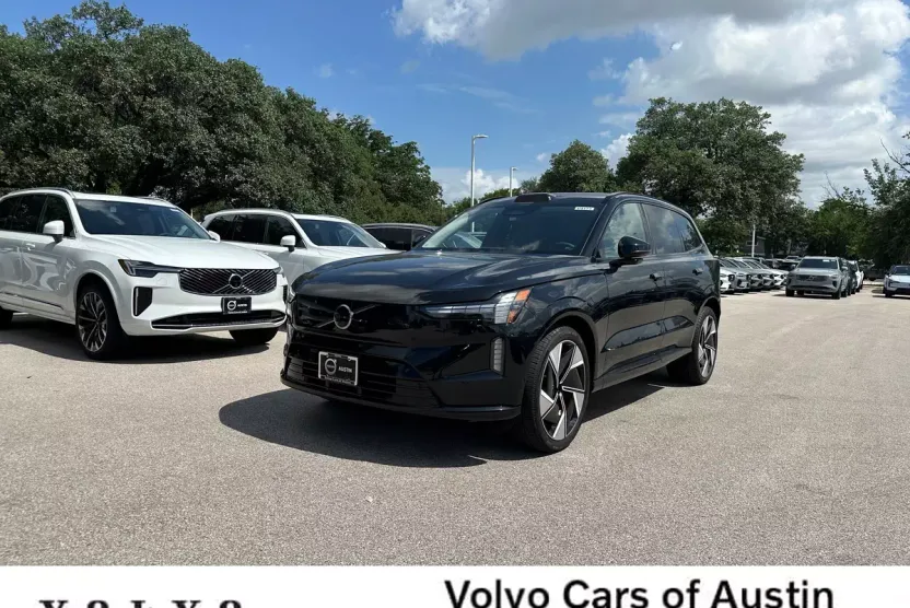2025 Volvo EX90 Twin Motor Ultra photo 1