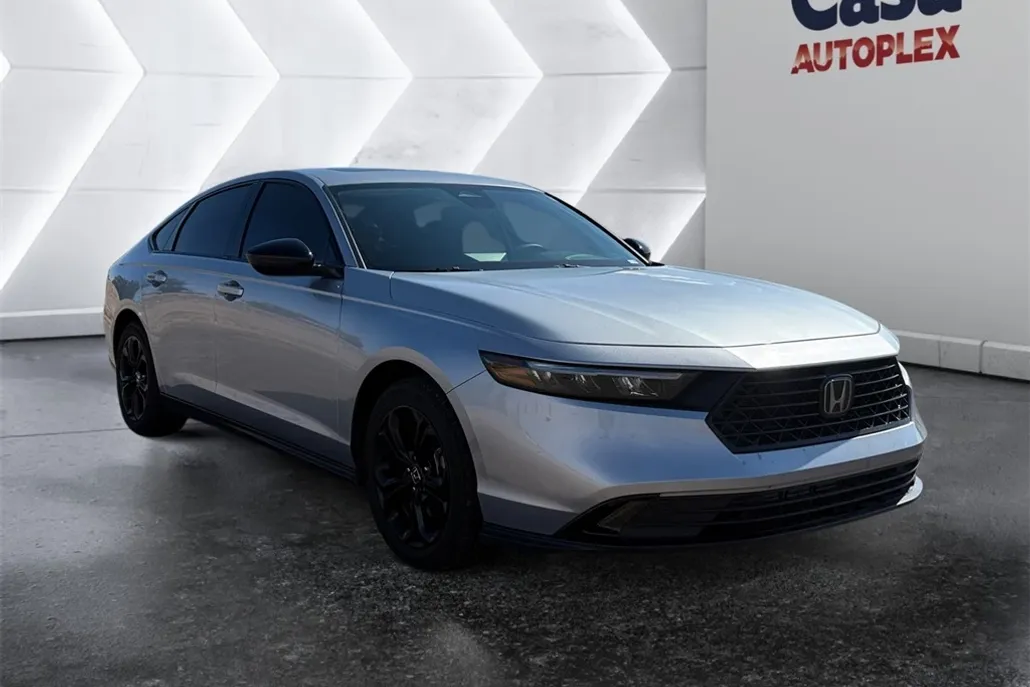 2025 Honda Accord SE photo 1