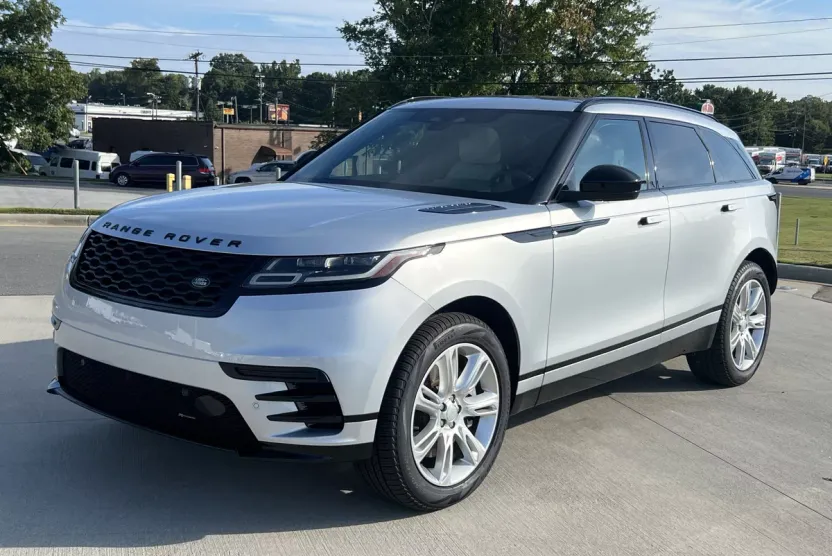 2023 Land Rover Range Rover Velar R-Dynamic S photo 1