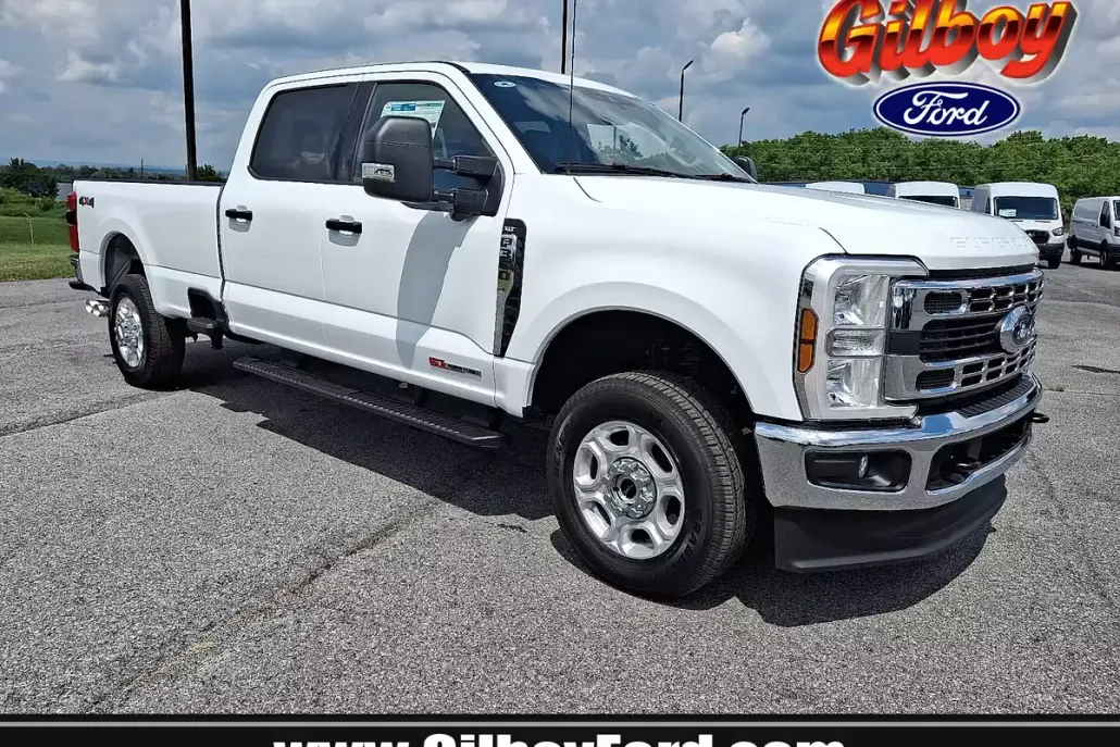 2025 Ford F-350 XLT photo 1