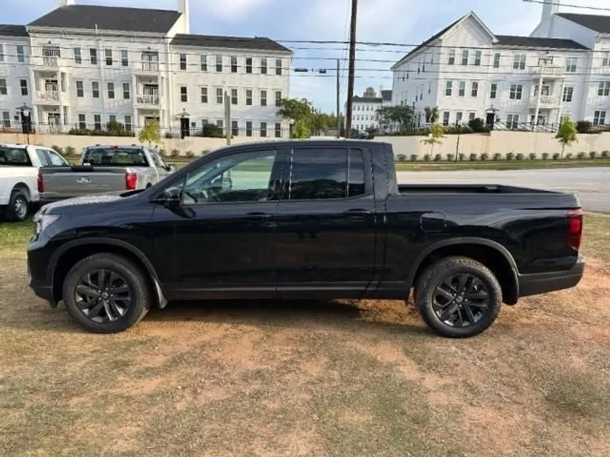 2024 Honda Ridgeline Sport photo 1