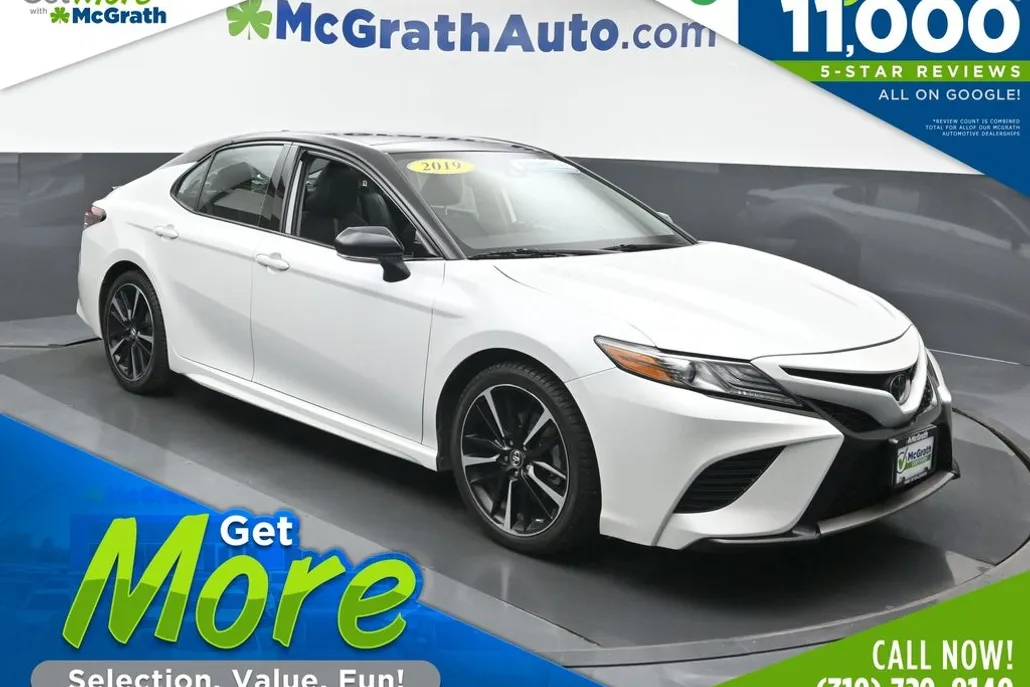 2019 Toyota Camry XSE photo 1