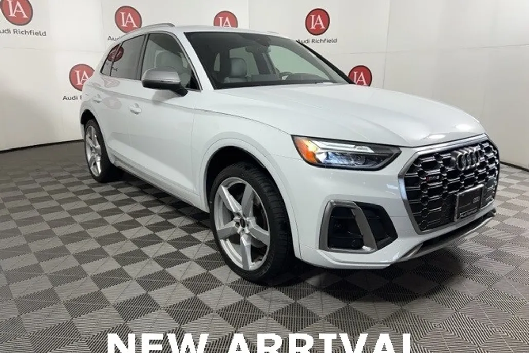 2022 Audi SQ5 Premium photo 1