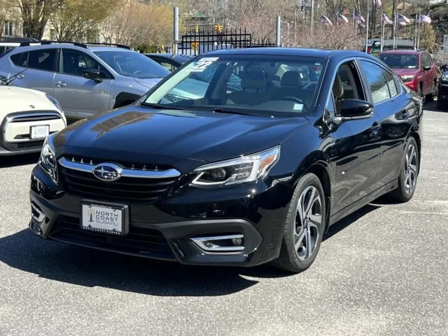 2022 Subaru Legacy Limited photo 1