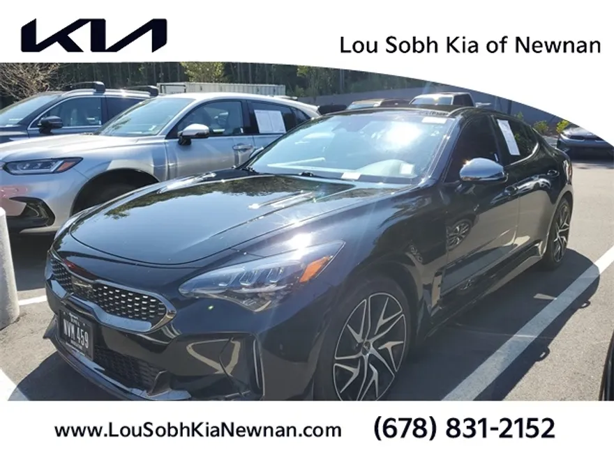 2022 Kia Stinger GT-Line photo 1