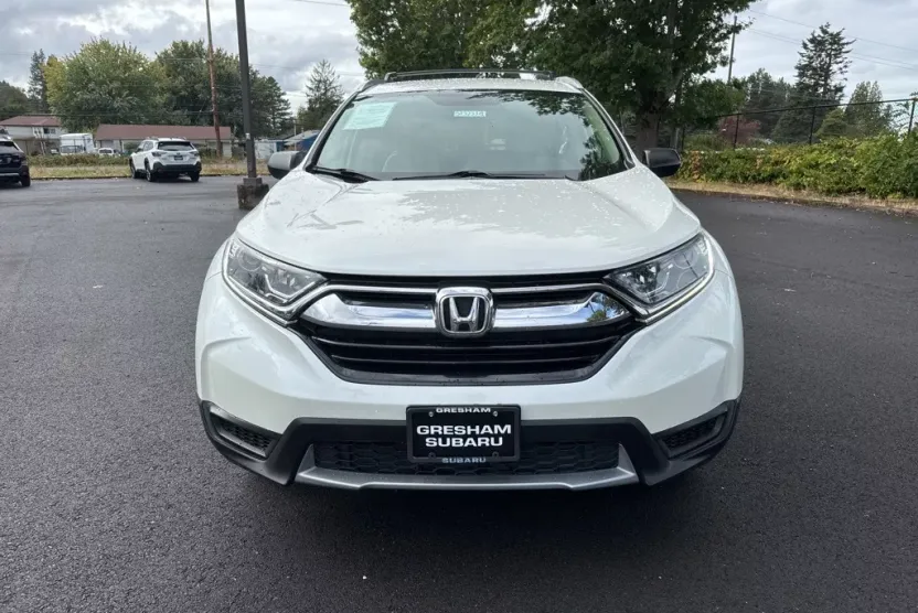 2017 Honda CR-V LX photo 1