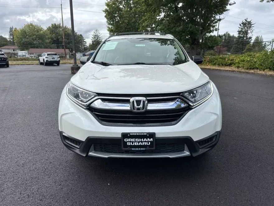 2017 Honda CR-V LX photo 1