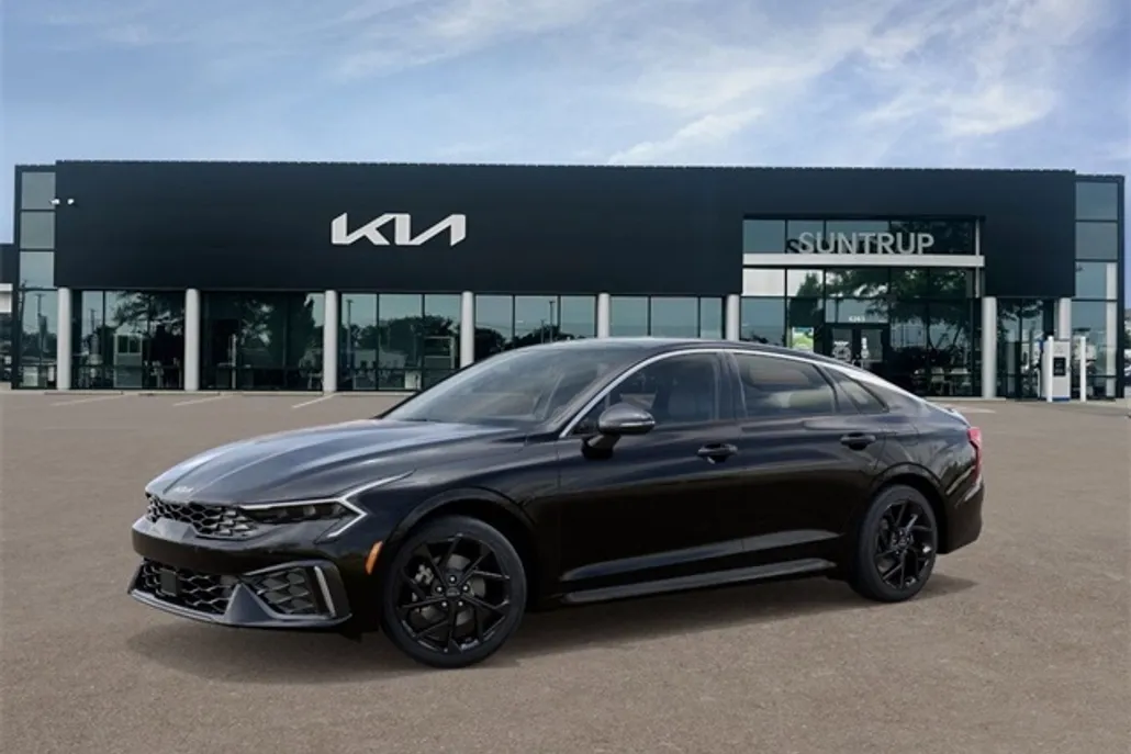 2026 Kia K5 GT-Line photo 1