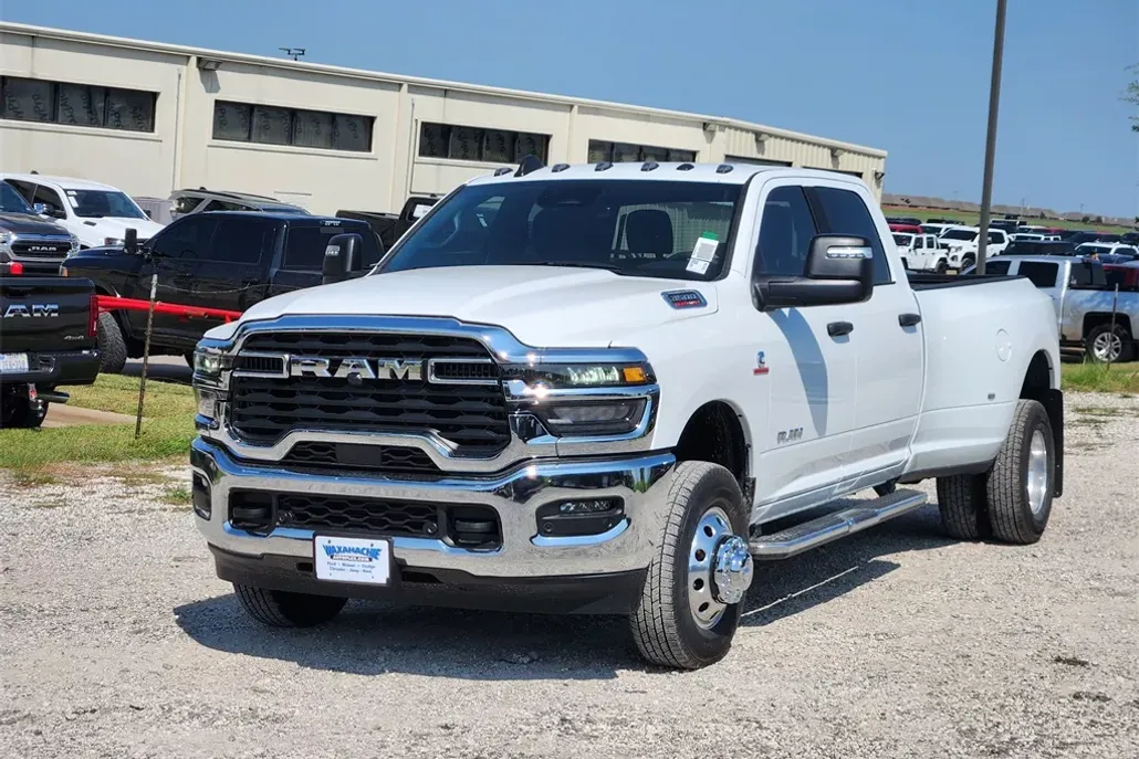 2026 Ram 3500 Big Horn photo 1