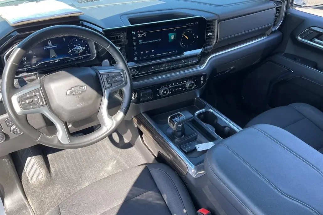2023 Chevrolet Silverado 1500 LT Trail Boss photo 1