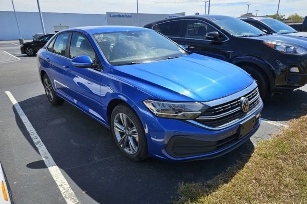 2024 Volkswagen Jetta 1.5T SE photo 1