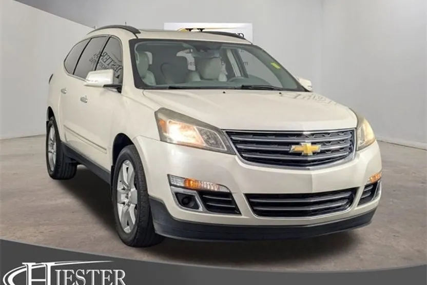 2015 Chevrolet Traverse LTZ photo 1