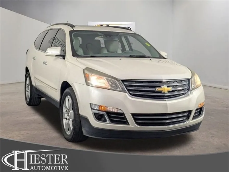 2015 Chevrolet Traverse LTZ photo 1