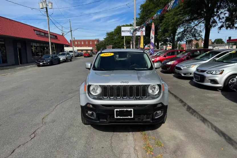 2015 Jeep Renegade Latitude North Edition photo 1