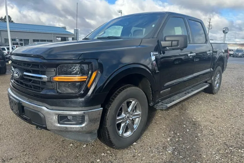 2024 Ford F-150 XLT photo 1